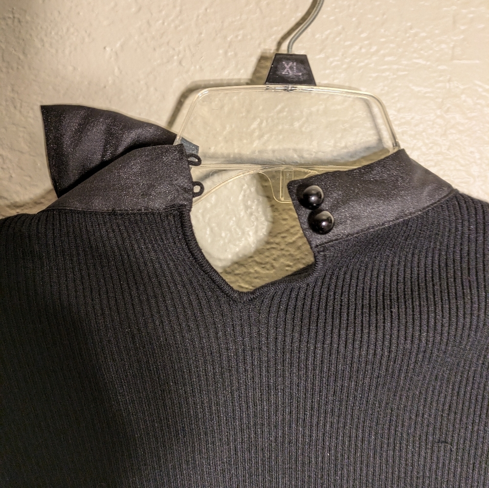 Chic Wish Black Sweater with Bow Detailsize Small - Picture 8 of 10